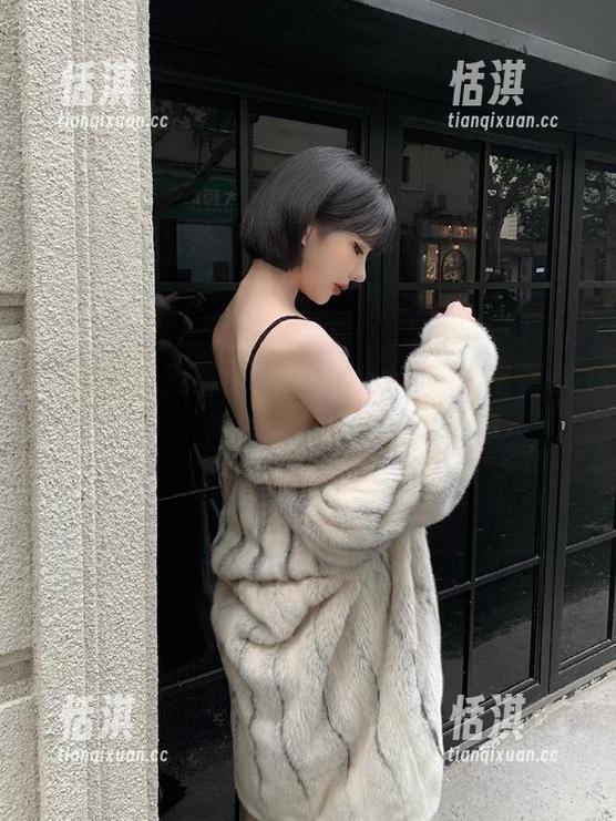 演绎潮流风尚，Tiny Asa牛仔裤写真美图合集强势来袭